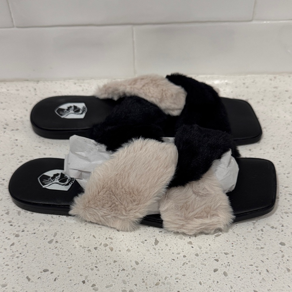 VHNY Black and Cream Furry Slide Sandals